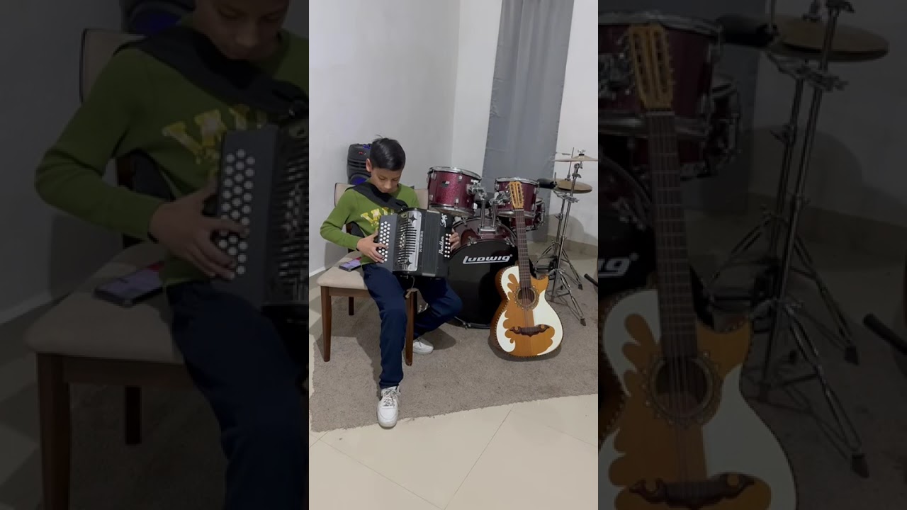 Dereck y su accordeón 