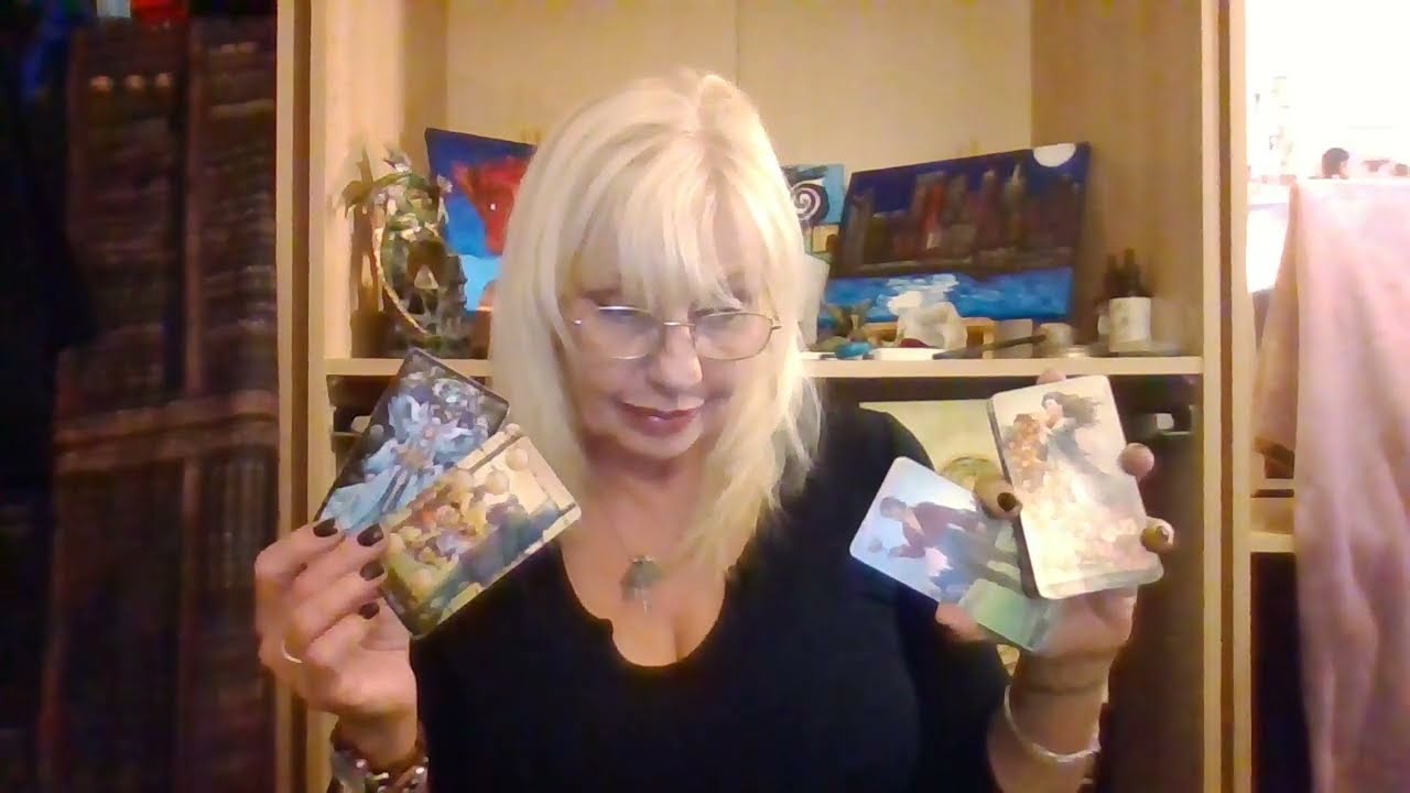 @anyastarot #generaltarotreading Энергия &laquo;Выбери меня&raquo; пытается выставить вас в плохом свете!
