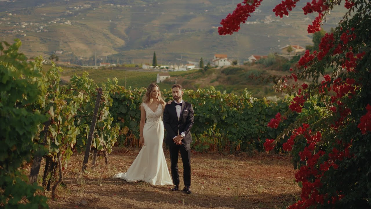 An Intimate and Elegant Wedding in the Douro Valley (Shot on Lumix S5iiX)