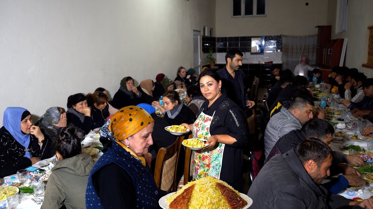 İftar Dinner for 150 People  300 Pieces Of Chicken Legs   30 kg Of Pilaf With Peas