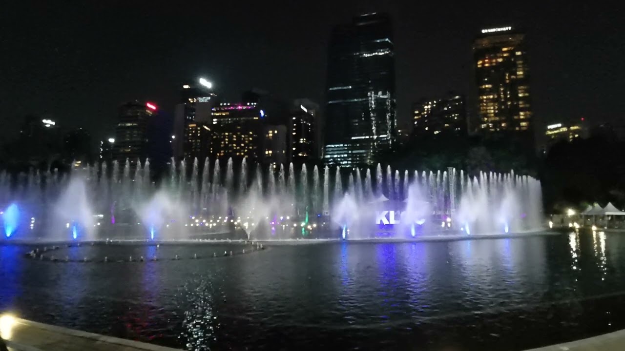 Hari Merdeka ke66 #Lagu #Song INILAH BARISAN KITA. 🇲🇾#Malaysia #KL  #KLCC #MusicalFountain 9pm