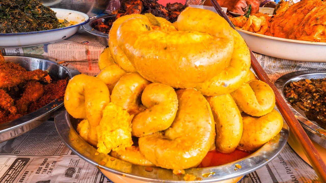 STREET FOOD Tour in Indonesia | CRAZY EGGS + BEST BREAKFAST + PAINFUL Spicy Chili Peppers!