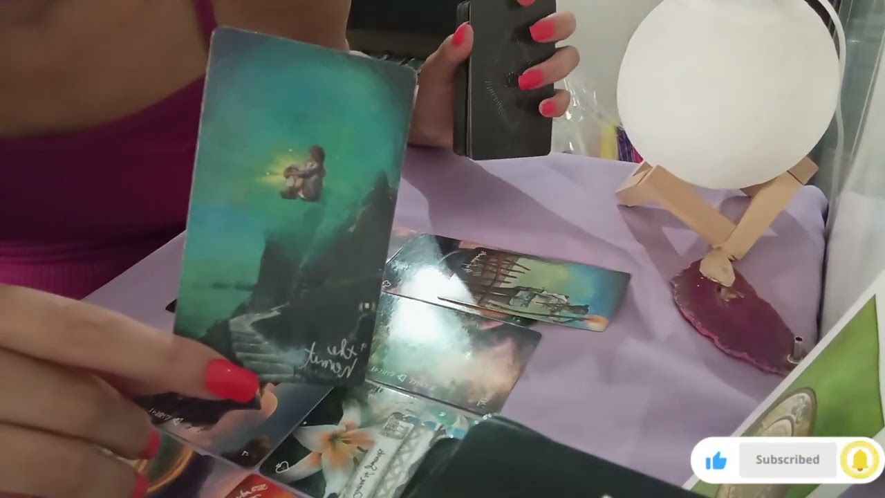 LEÃO ♌ - PROCURA POR PAZ E ESTABILIDADE ✨/O SEU VALOR NÃO ESTÁ NA VALIDAÇÃO DO OUTRO ❤️🦋