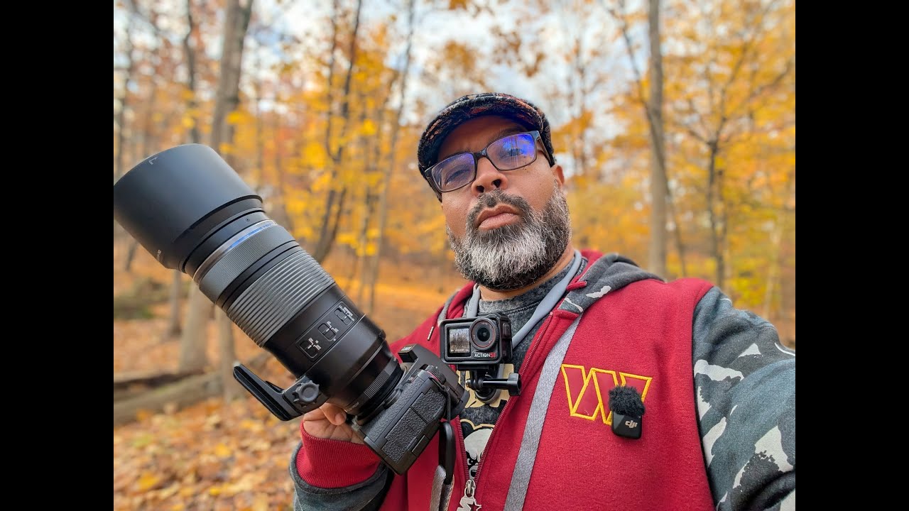 Moe Walks with the G9II