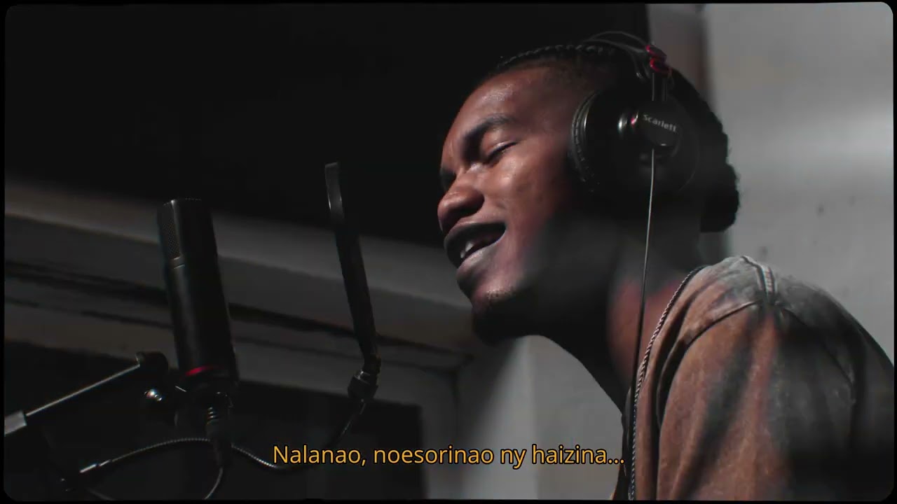 Rey - Hazavana (flashlight version malagasy)