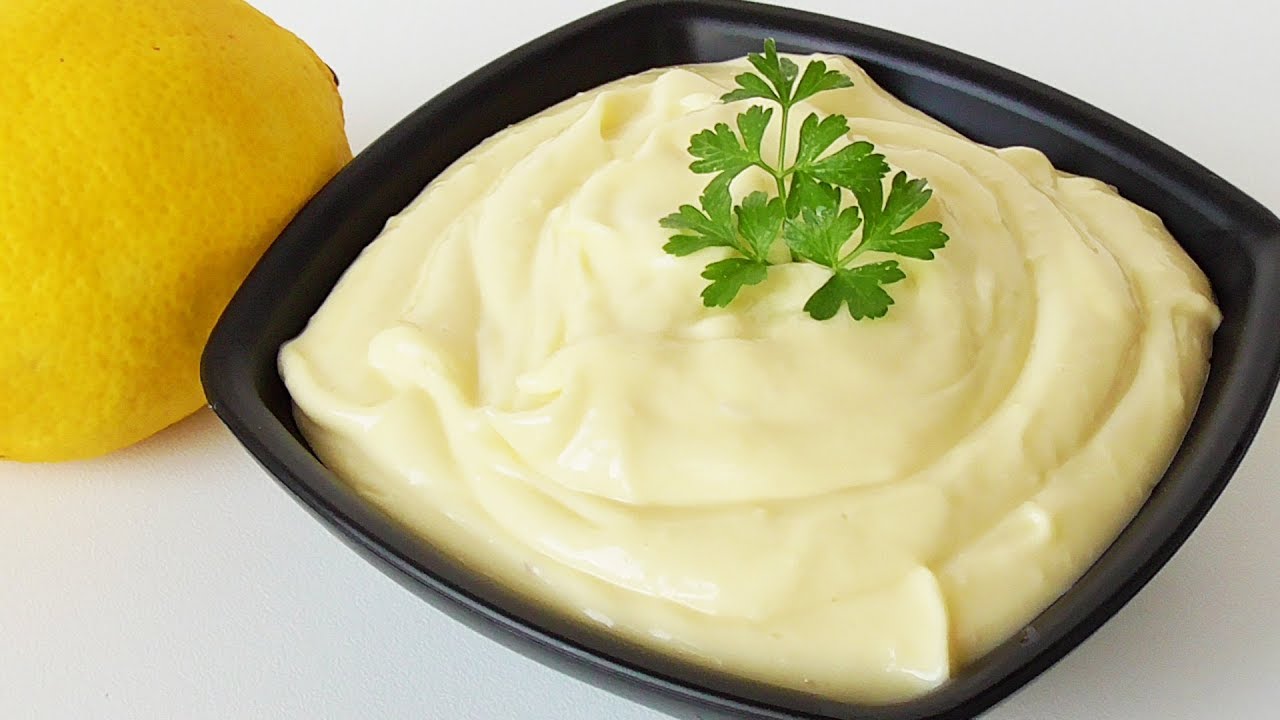 SALSA MAYONESA CON AJO ( EN 1 MINUTO )
