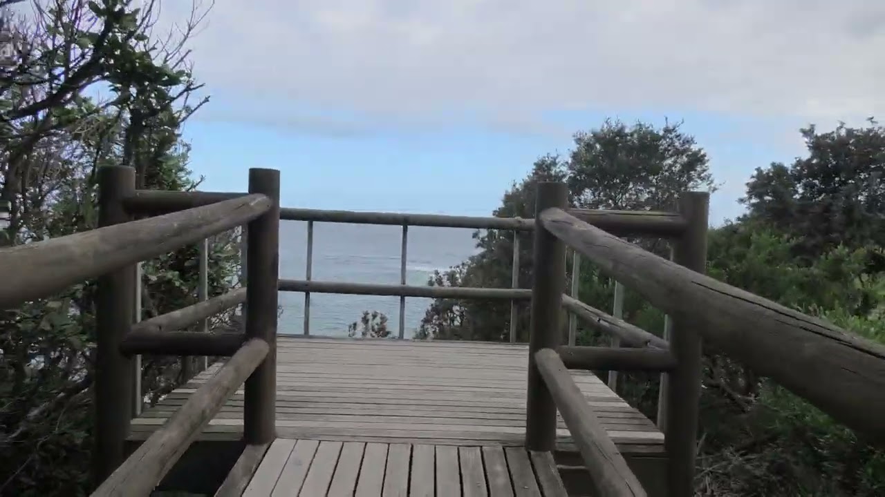 Bass Point - short walk .