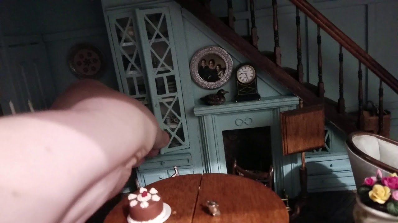 A tour of Huxley House and Feffie's Cottage