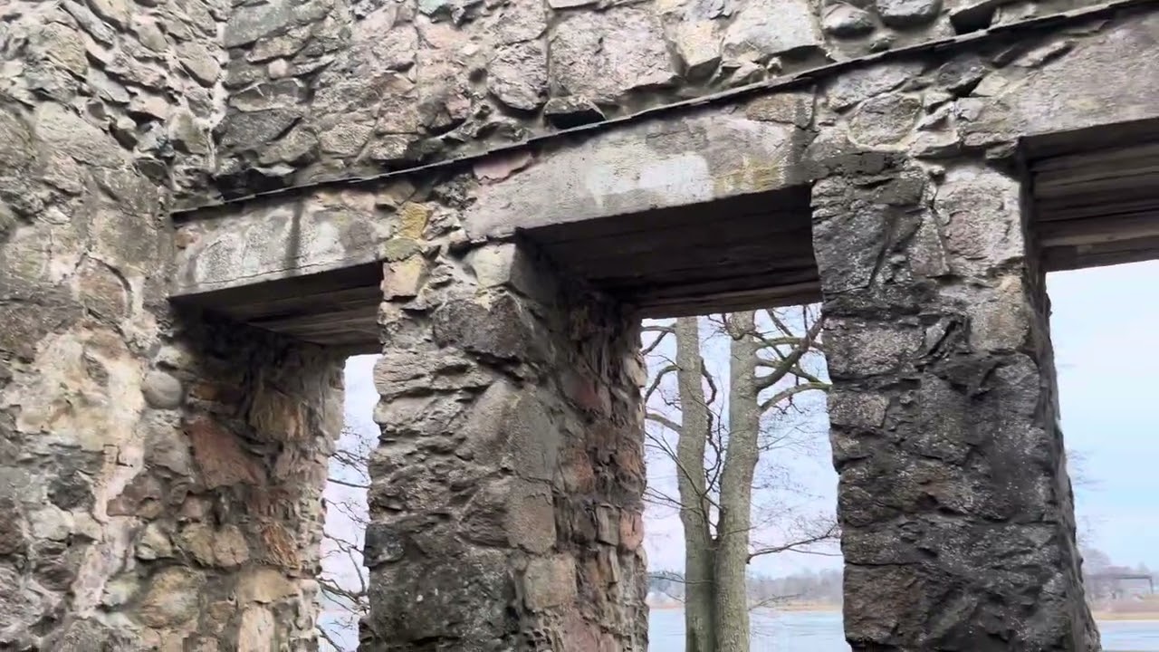 Eksjöhovgårds castle ruins in Sweden inside tour between rooms