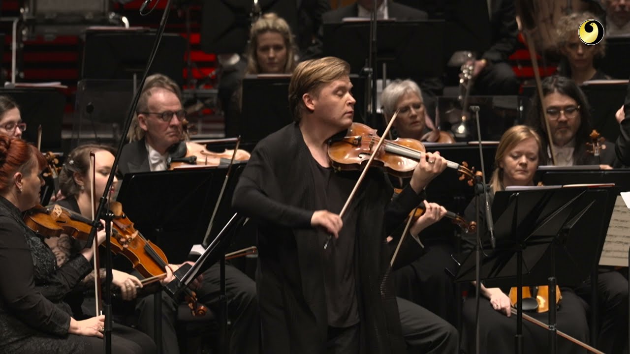 Dan&iacute;el Bjarnason: Violin Concerto