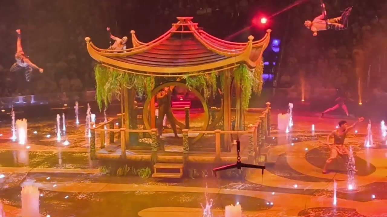 HOUSE OF DANCING WATER MACAU 