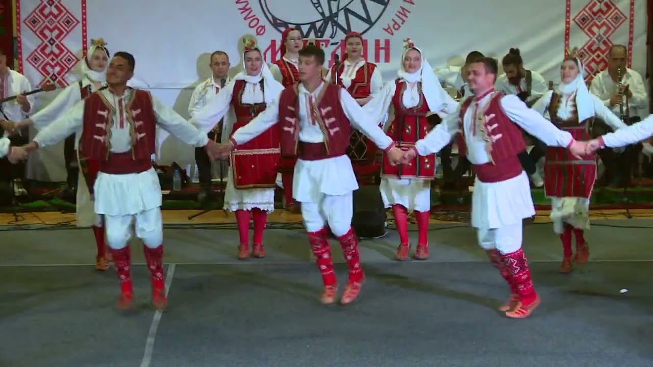 Folk ensemble 