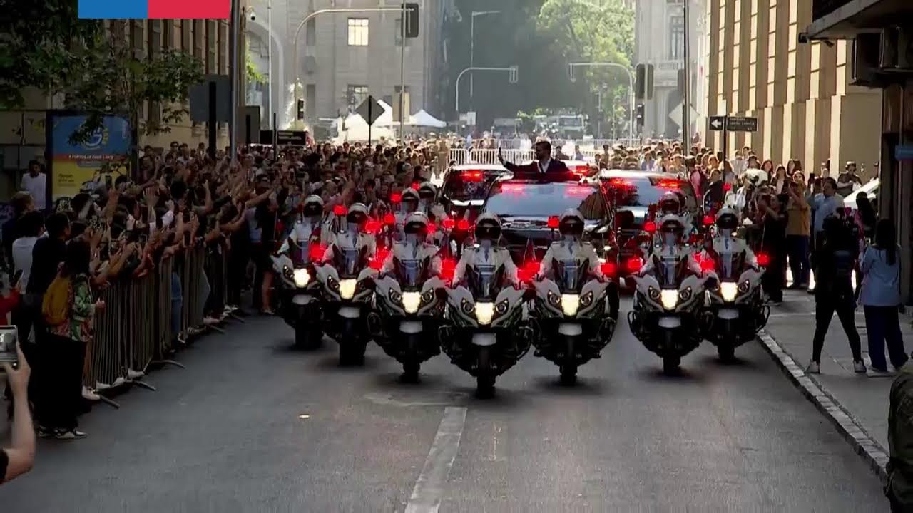 Presidente Gabriel Boric se despide de funcionarios y funcionarias en el Palacio de La Moneda