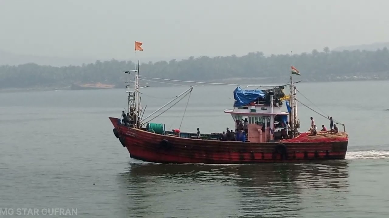 fishing boat ratnagiri mirkarwada #konkan #fisherman #steel #trending #viral