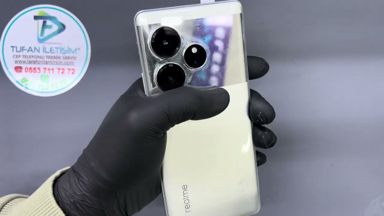 Realme GT6 Ekran Değişimi 