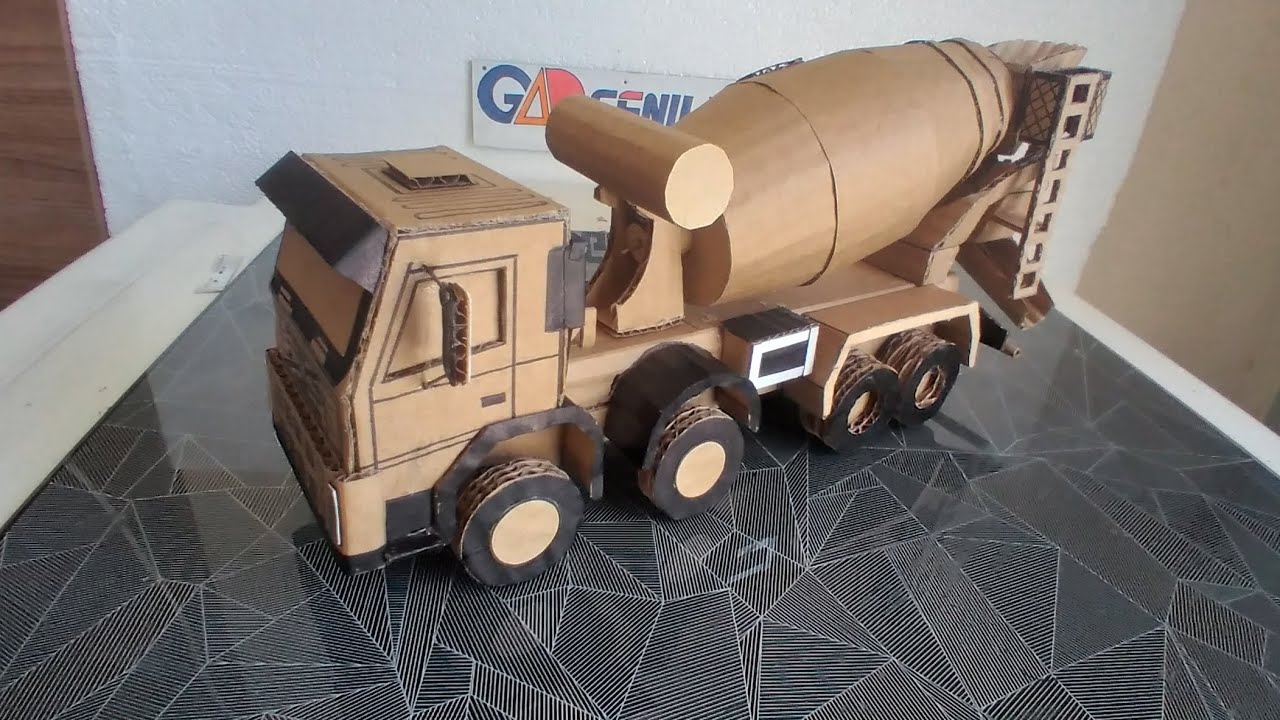 Como fazer a betoneira do caminhão de papelão