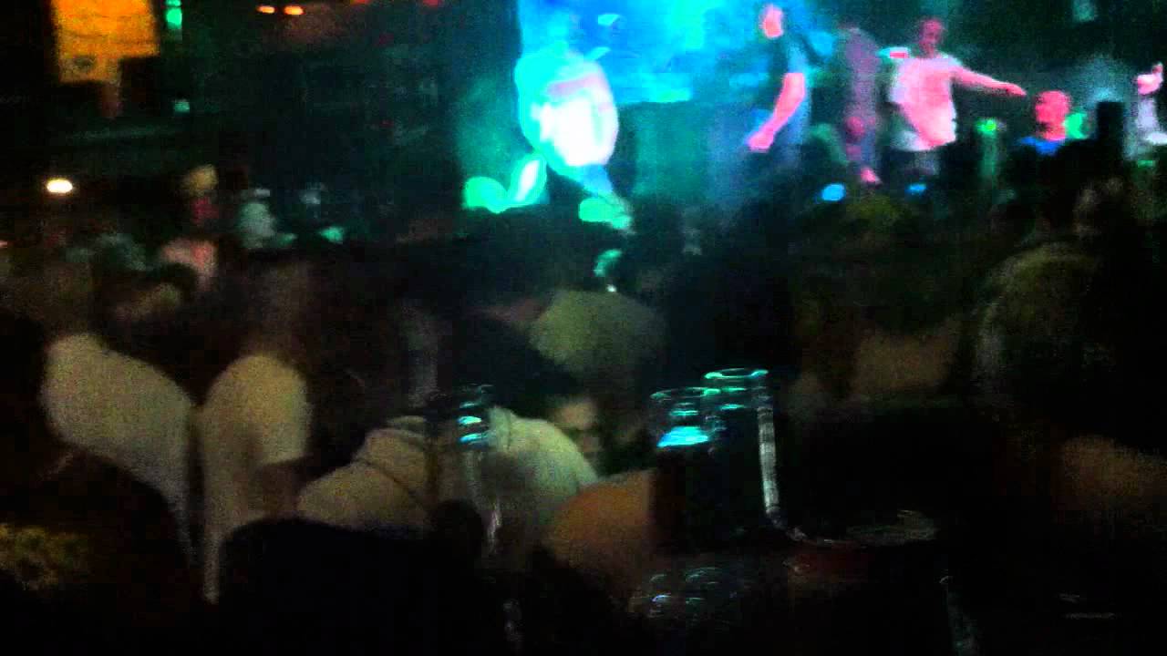 THE MASSIVE CLASH OF THE TITANS - 17/02/2012