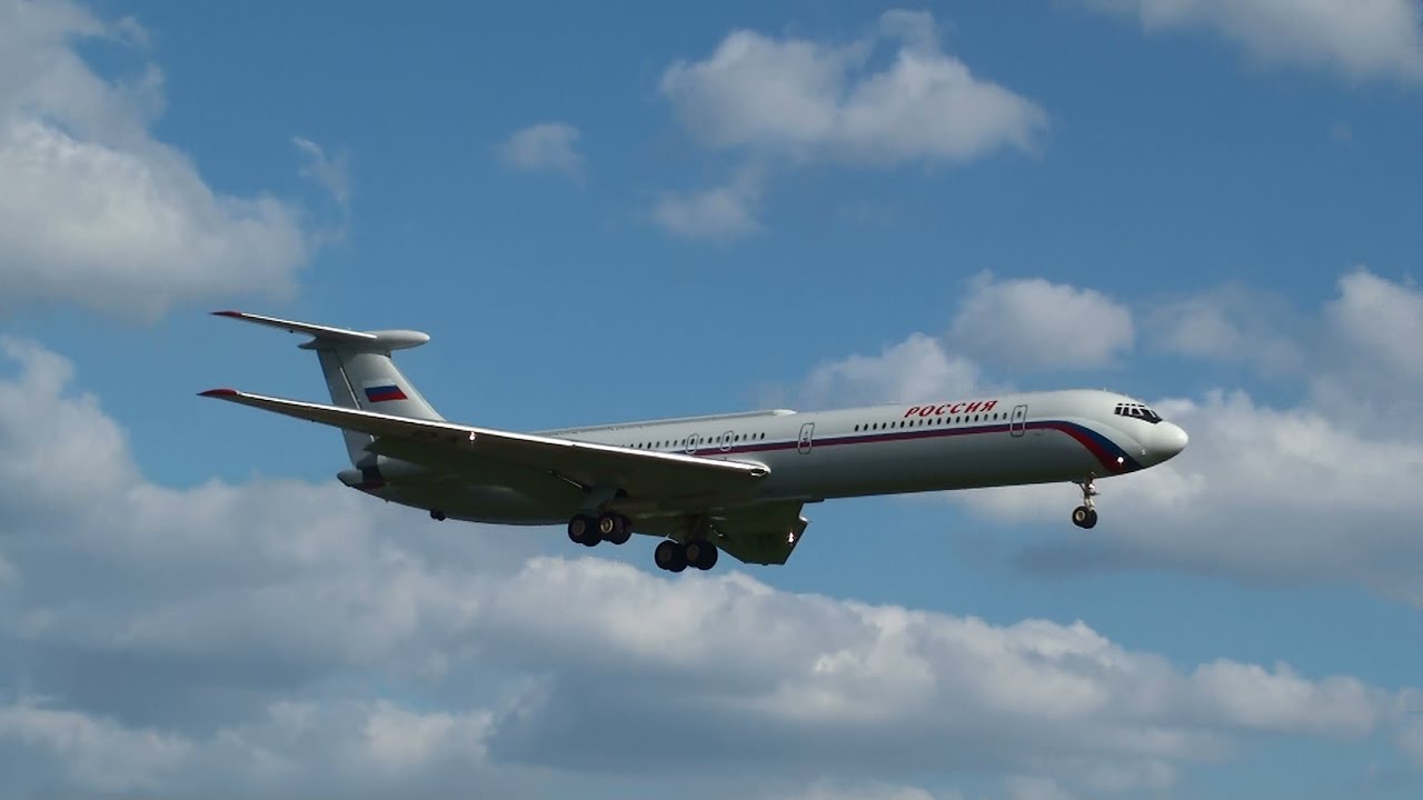 Rossiya Ilyushin Il-62 Landing at Berlin Tegel Airport (full HD)