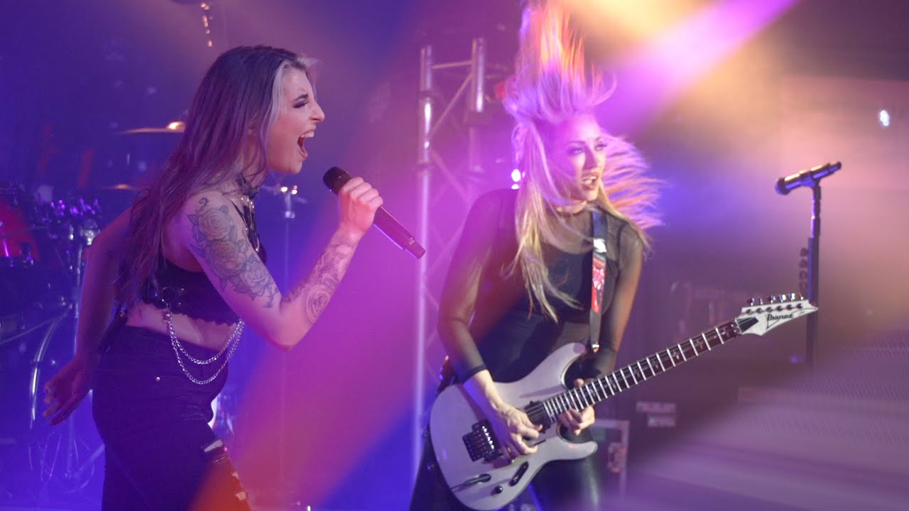 Nita Strauss 06Jul2023 4K60 full set - endless hair flips! w/Kasey Karlsen @Whisky A Go Go 90069