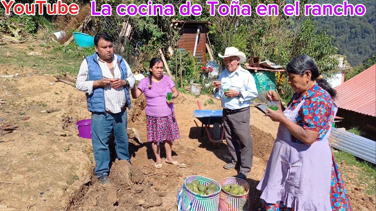 Así pasé un momento de convivencia con mis papás y con mi hermana Chabelita en este lugar 