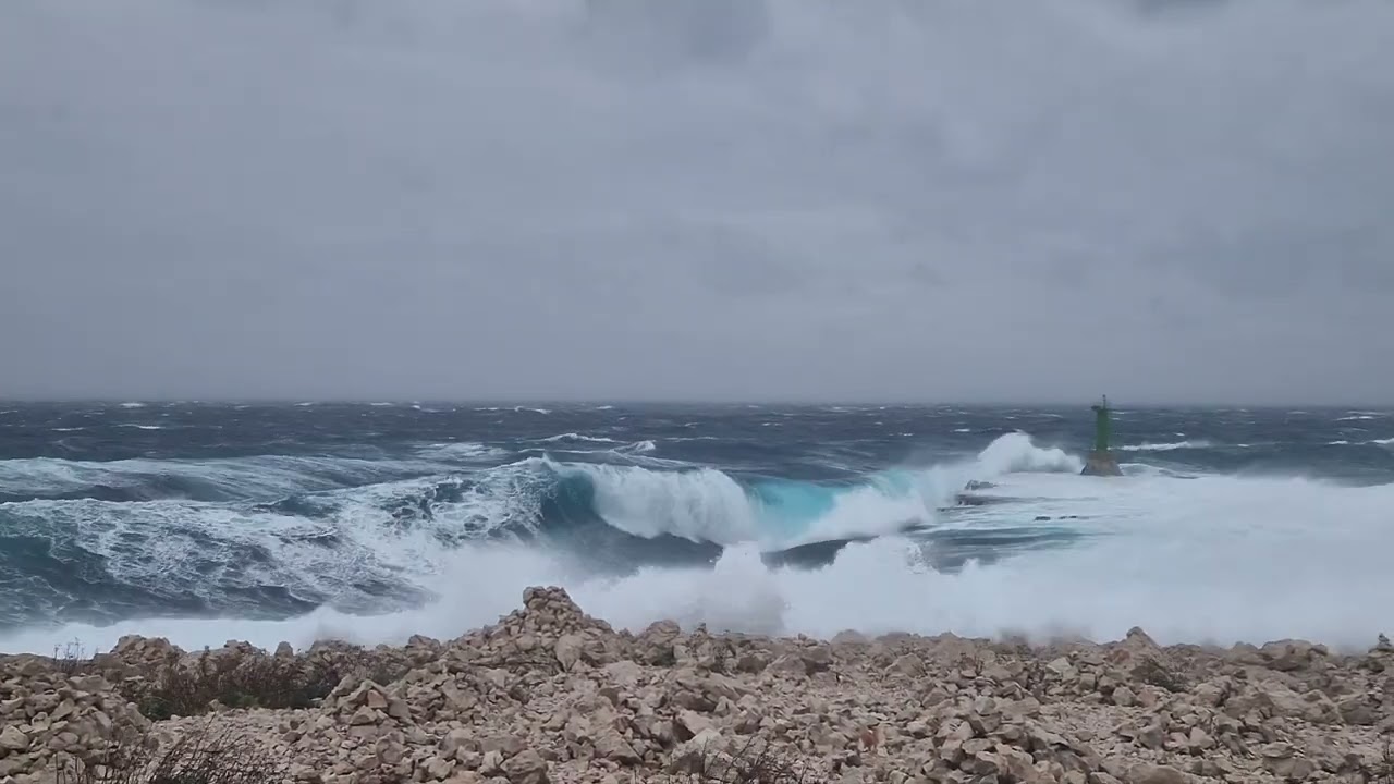 Olujno jugo punta Planka