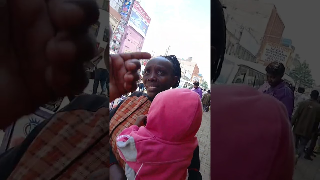 Social Test in Nairobi  . Huyu mama alikataa mwingine alikubali....