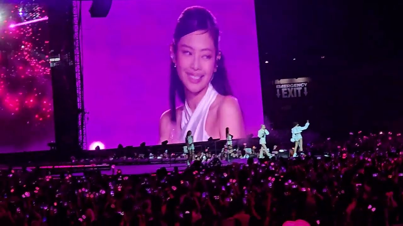 BLACKPINK - BP in Bay Area, Tally, DDU-DU DDU-DU, & Forever Young live @ Oracle Park SF (8/22/2023)
