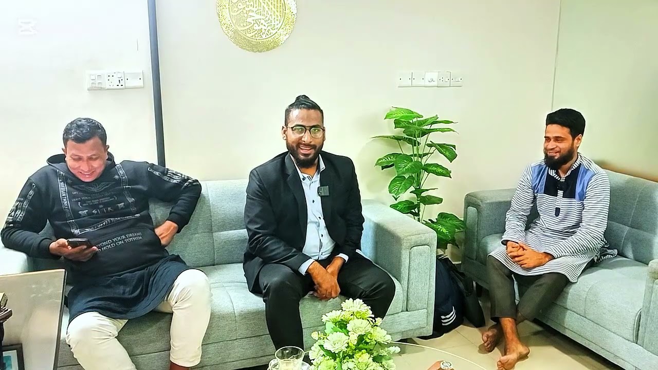 AL AYUNI কম্পানীর ফ্লাইট এবং নতুন ভিসার আপডেট।