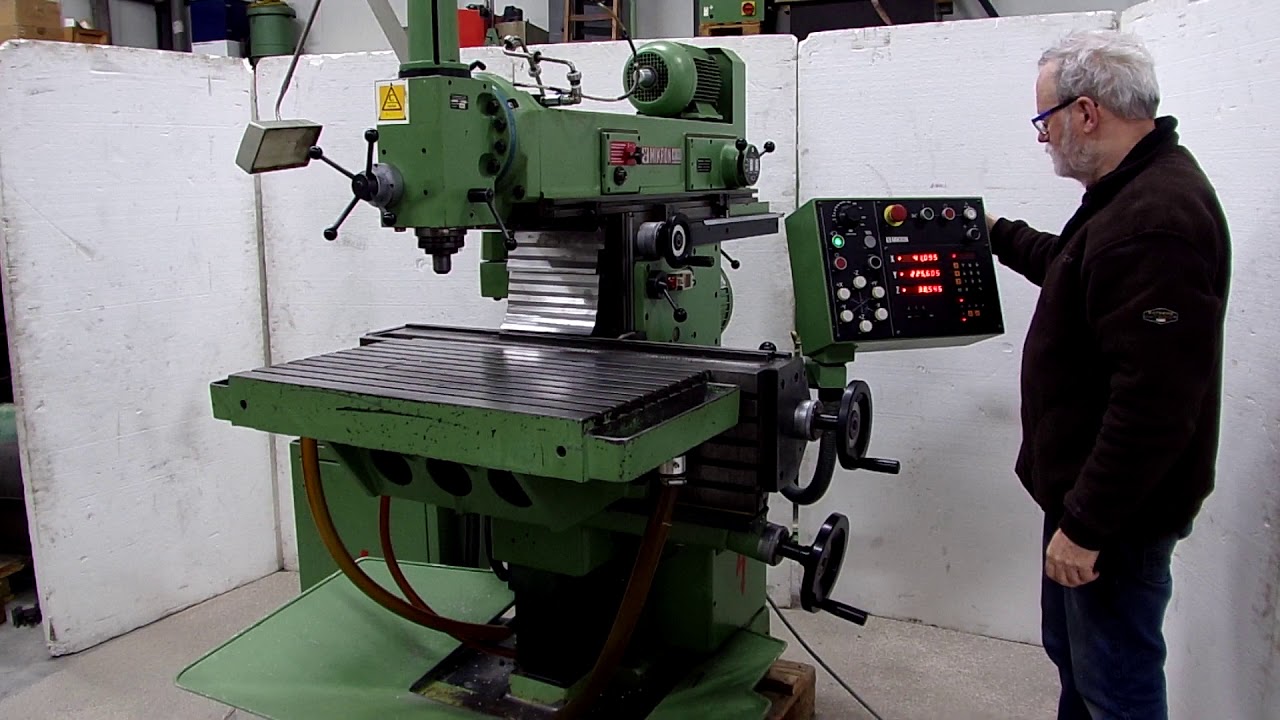 Our 1990 milling machine Mikron WF3SA demonstrated