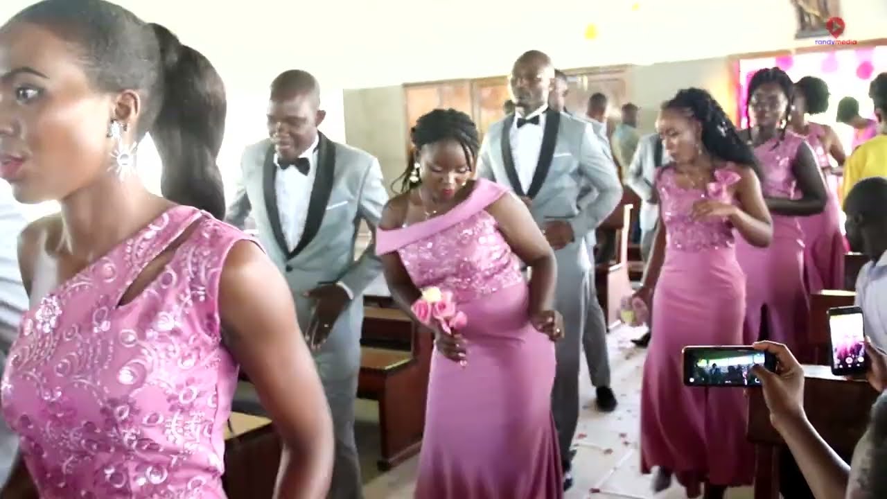 AWESOME BRIDAL TEAM CHURCH ENTRANCE DANCE....