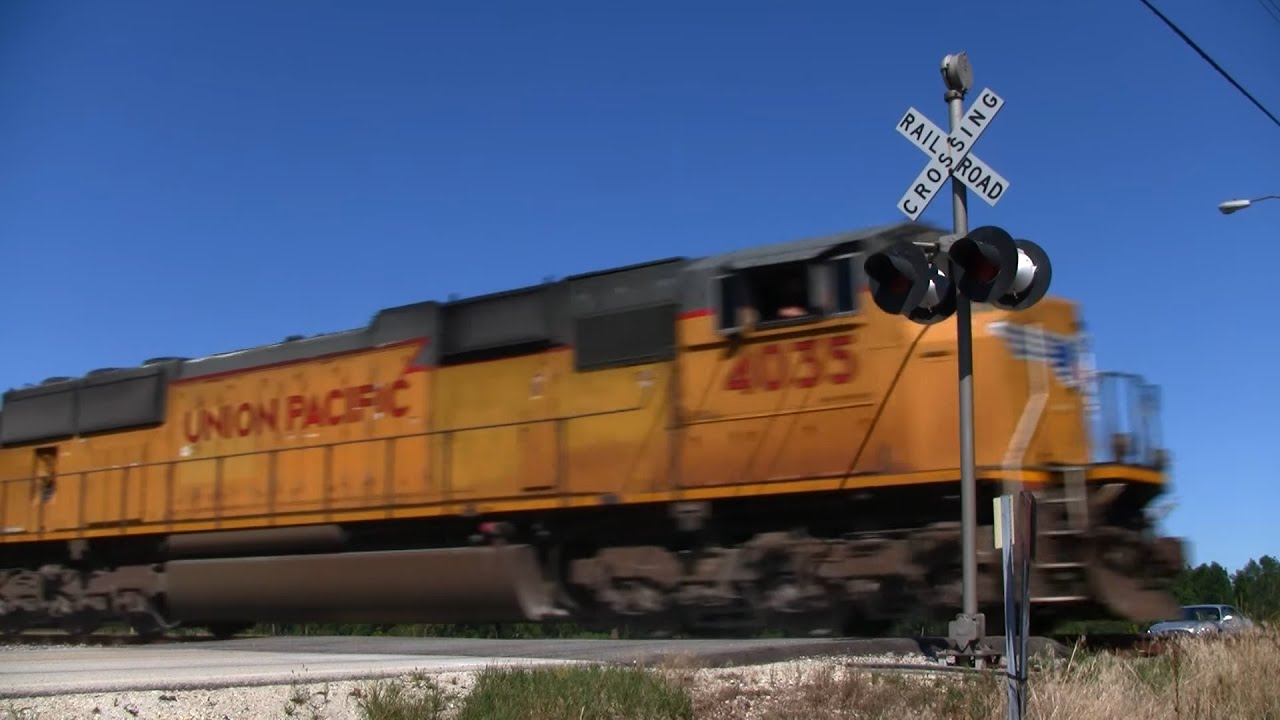 Union Pacific Freight Train (Oakwood Road)