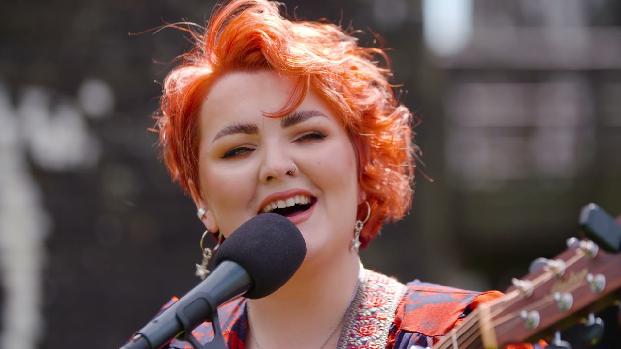Bronwen Lewis Ffiliffest 2021