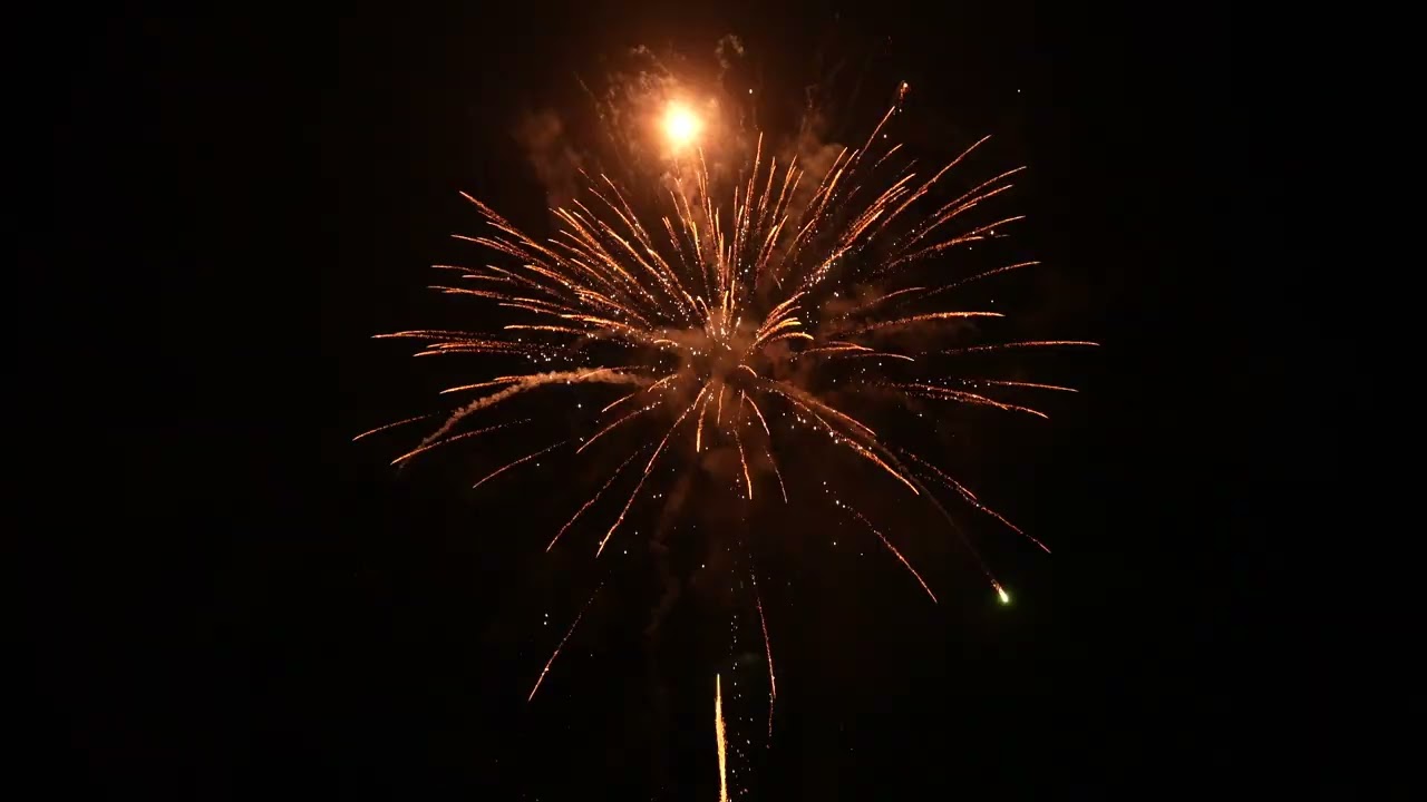 30 Fireworks 190 Shots Compound Cake| McFireworks| Pyromania