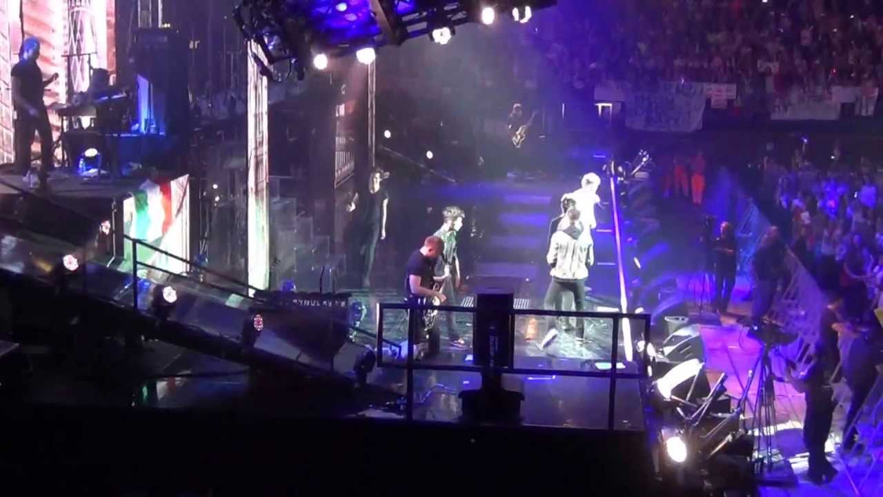 C'mon C'mon TMH Tour One Direction - Milan, Italy 20-05-2013