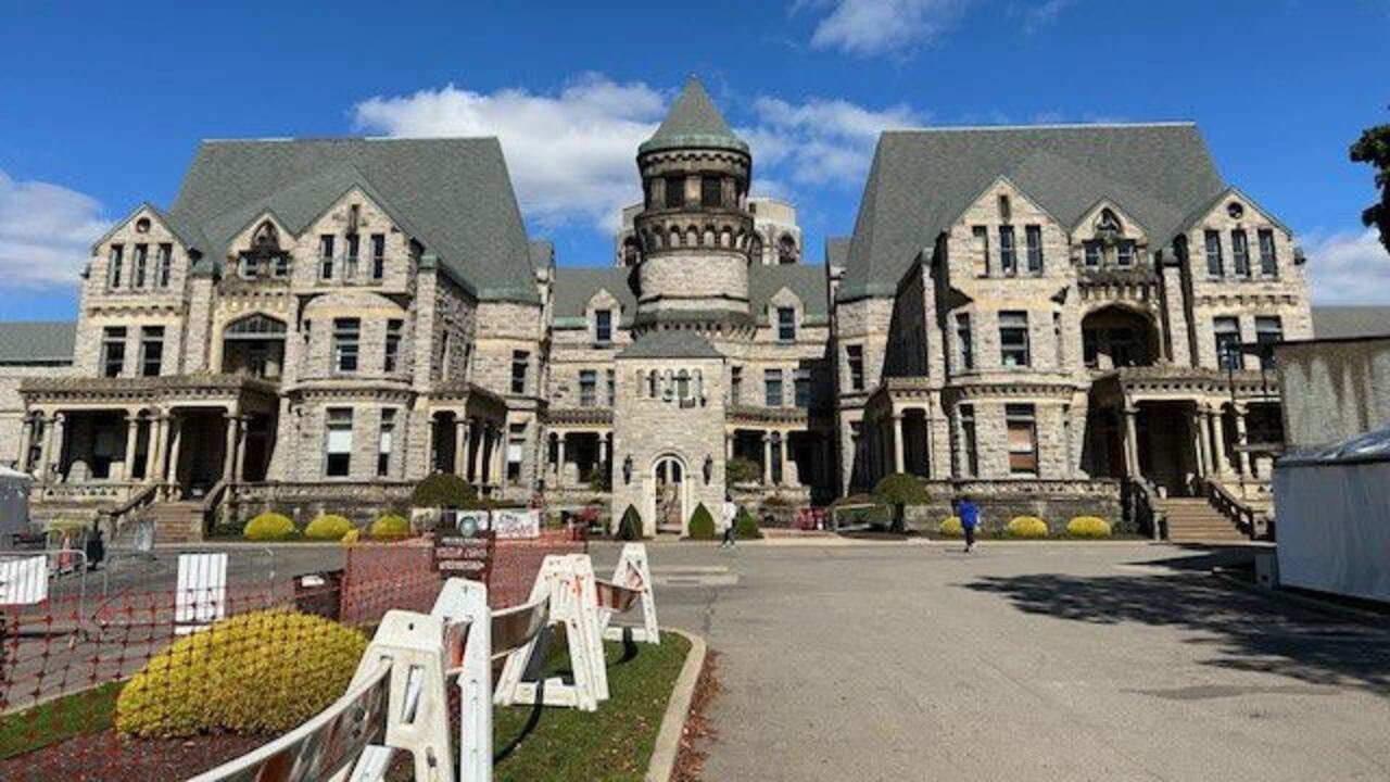 Going behind bars at an Ohio prison that’s been the backdrop for multiple movies