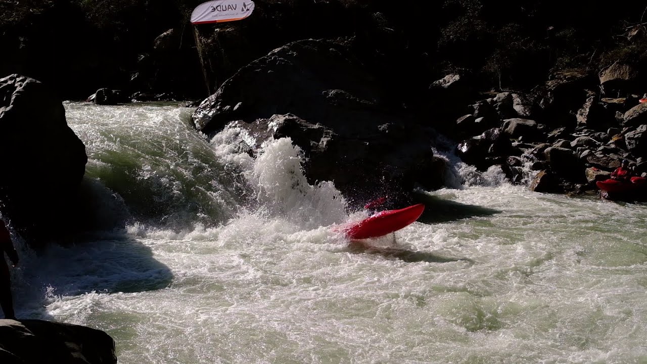 Extreme Kayak Championships // Oetz Tropy // CircleBoofTeam