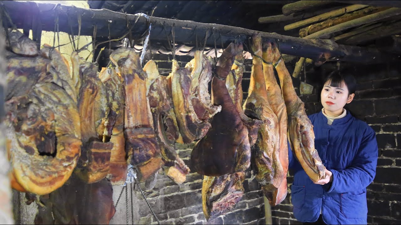 Chinese New Year&rsquo;s custom, smoked bacon, cook delicious dish, eat reunion dinner熏好臘肉，做一桌好菜，吃團年飯,過大年啦