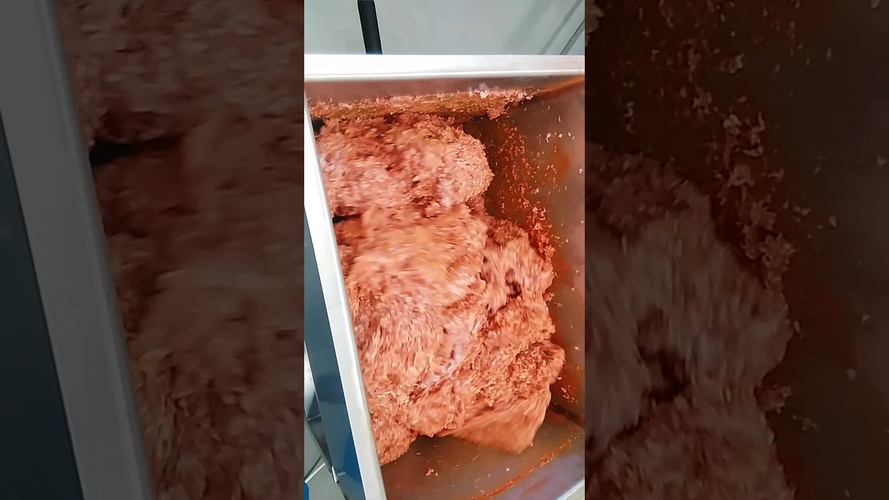 Kolbászkeverő működėse 100 Kg hússal Lugosi Inox