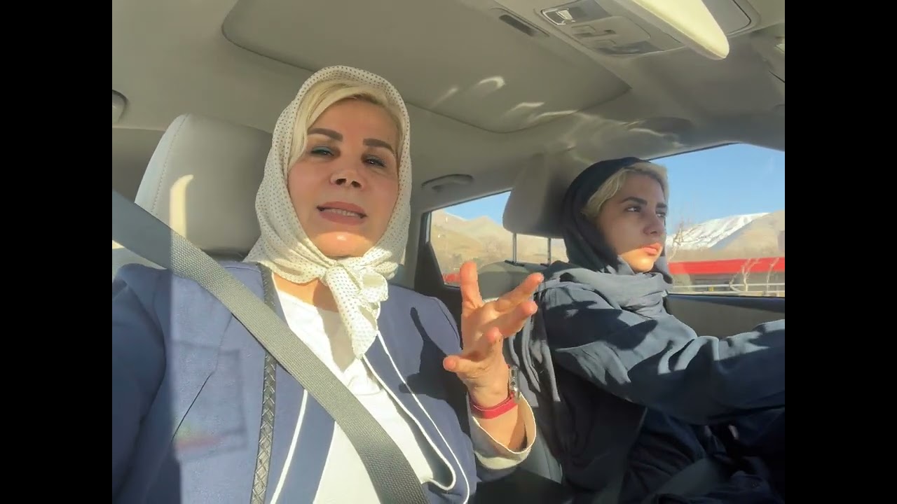 طبقه بالا میگن مهتابو بندازم بیرون