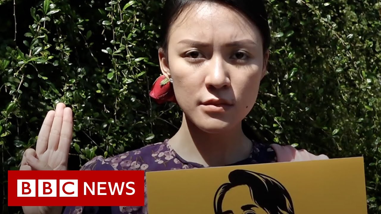 Hunger Games salute used for Asia protests - BBC News