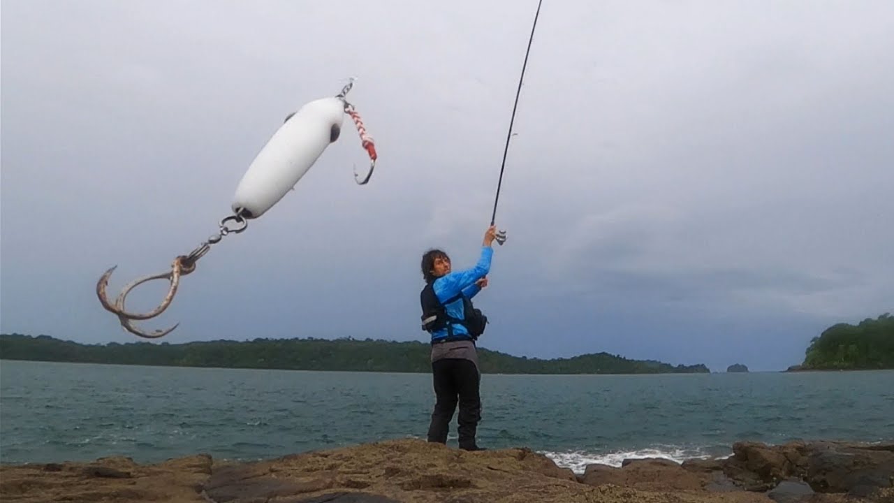 Fishing Islands With Lures 🎣🌴  in Central America part 1