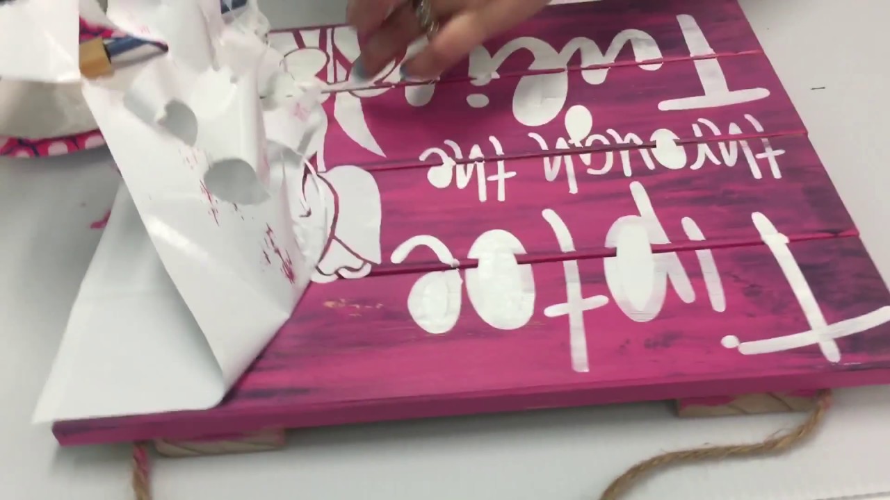 How to paint and age a pallet sign