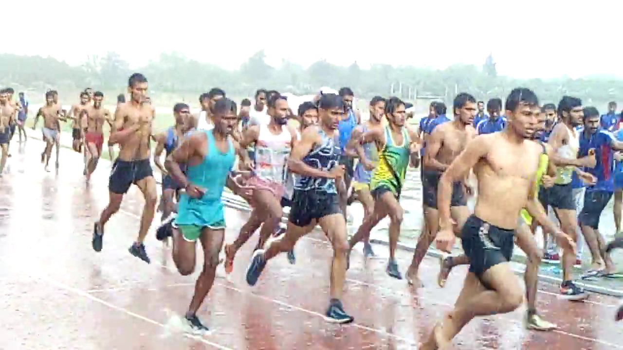 2nd samifinal race in Race competition orginize by Malik Defence academy  in rohtak