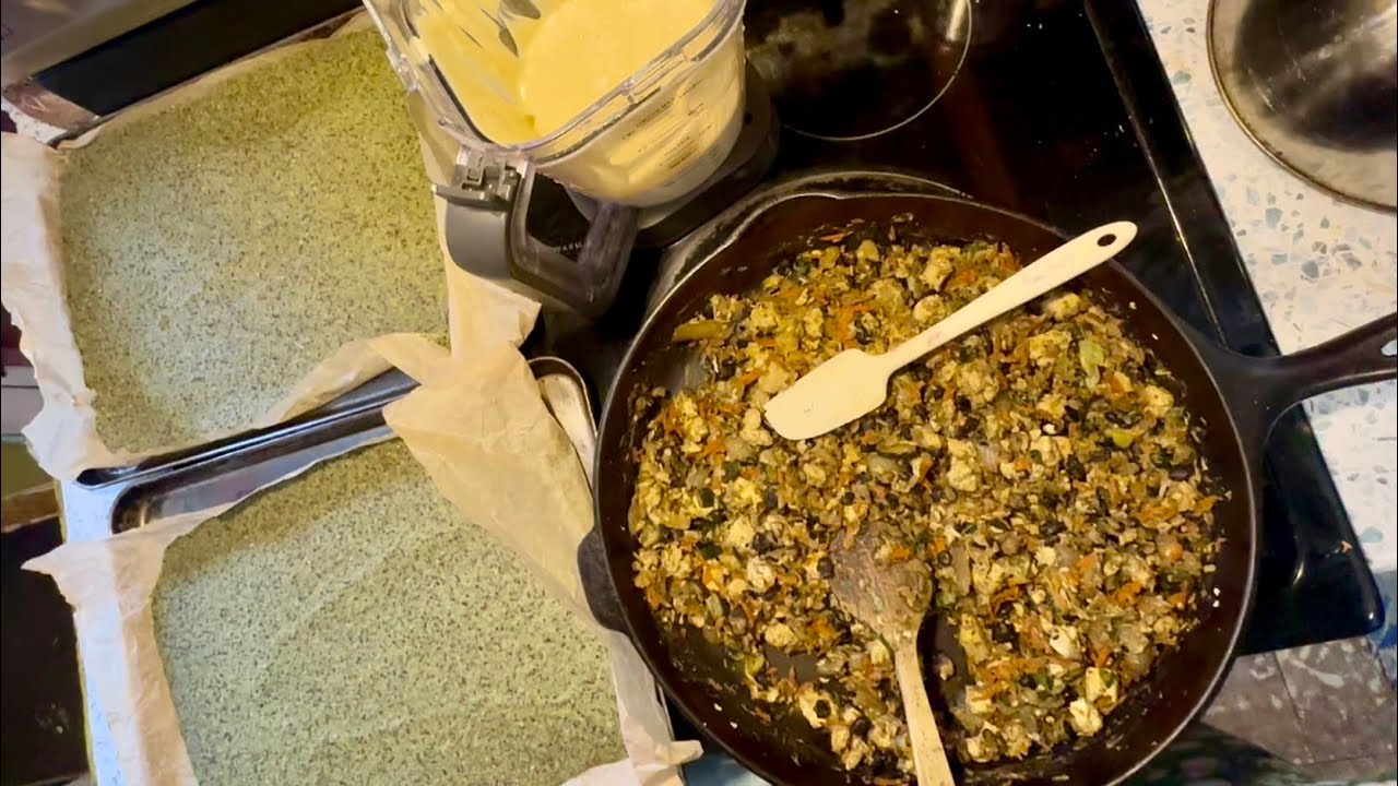 Making pizza like you’ve never seen before 🍕 #wfpb #vegan #glutenfree #homemade #creativecooking 