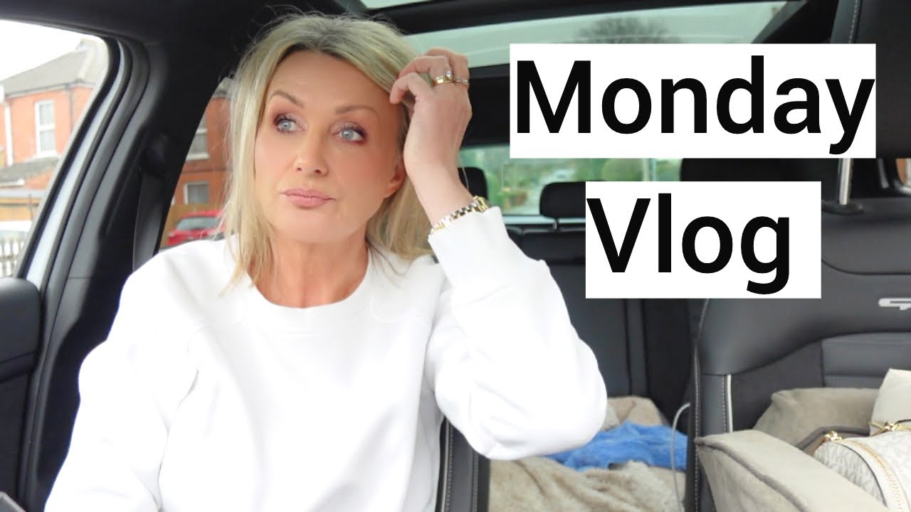 I Cut My Hair Off - MONDAY VLOG