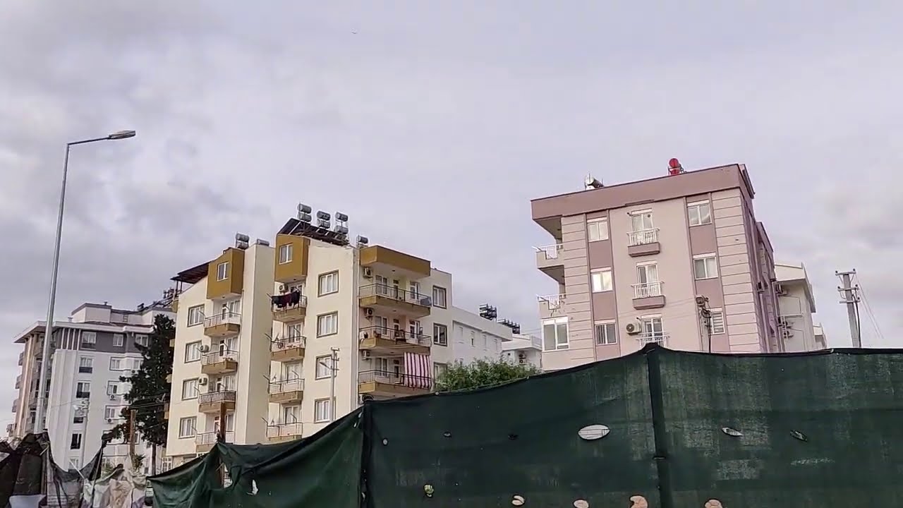 Şok Anlar! Atmaca Gözümüzün Önünde Güvercini Böyle Kaptı