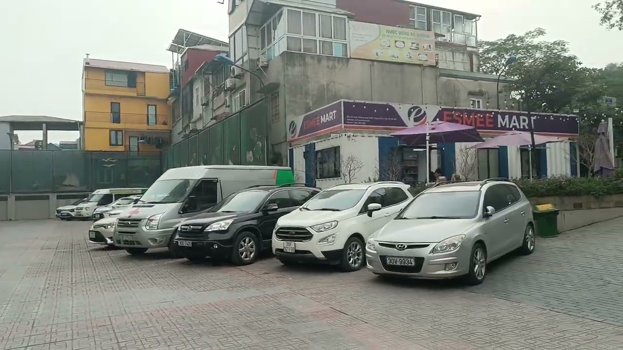 Traffic from Hoàng Hoa Thám xuôi chiều