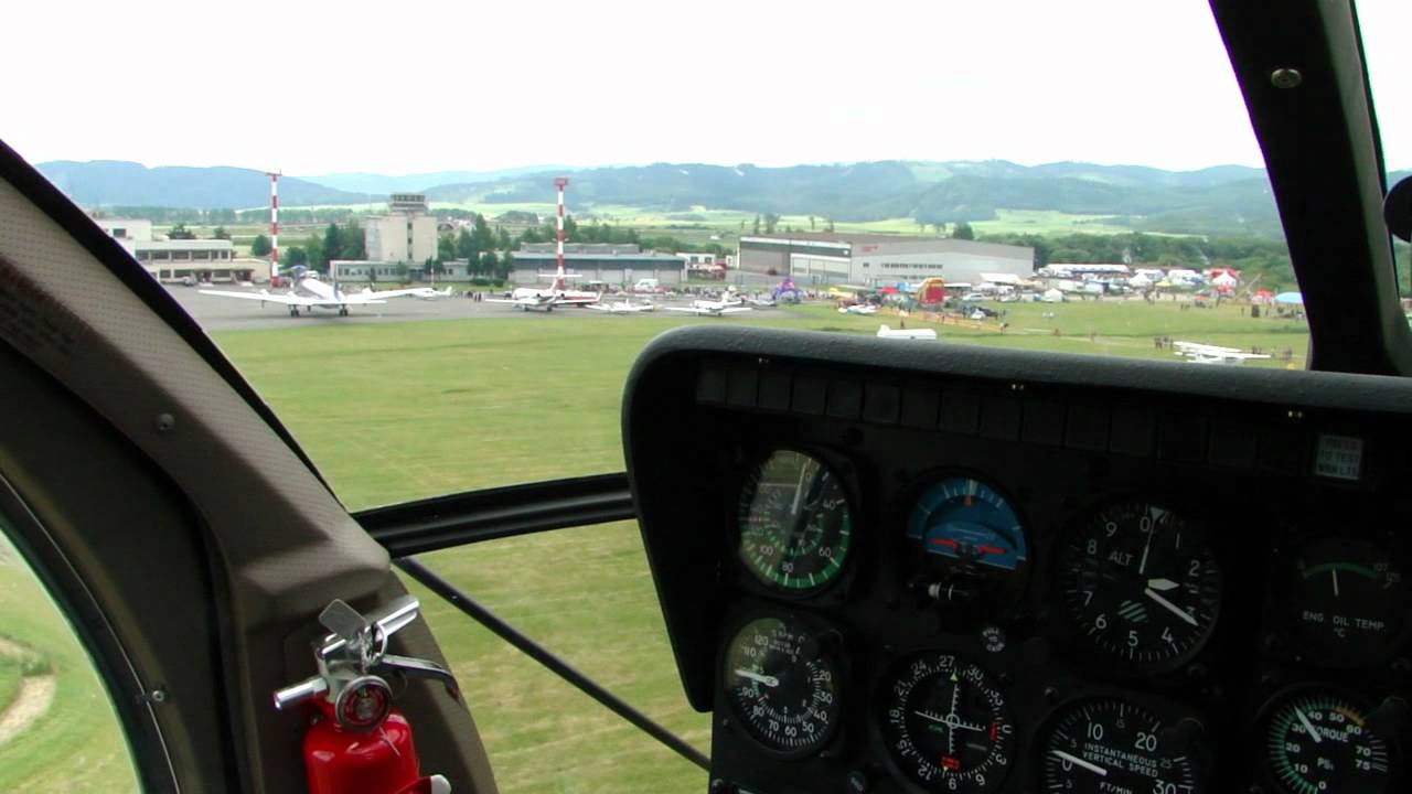 McDonnell Douglas MD530 F OM-MDM helicopter landing / TEC-MONT /