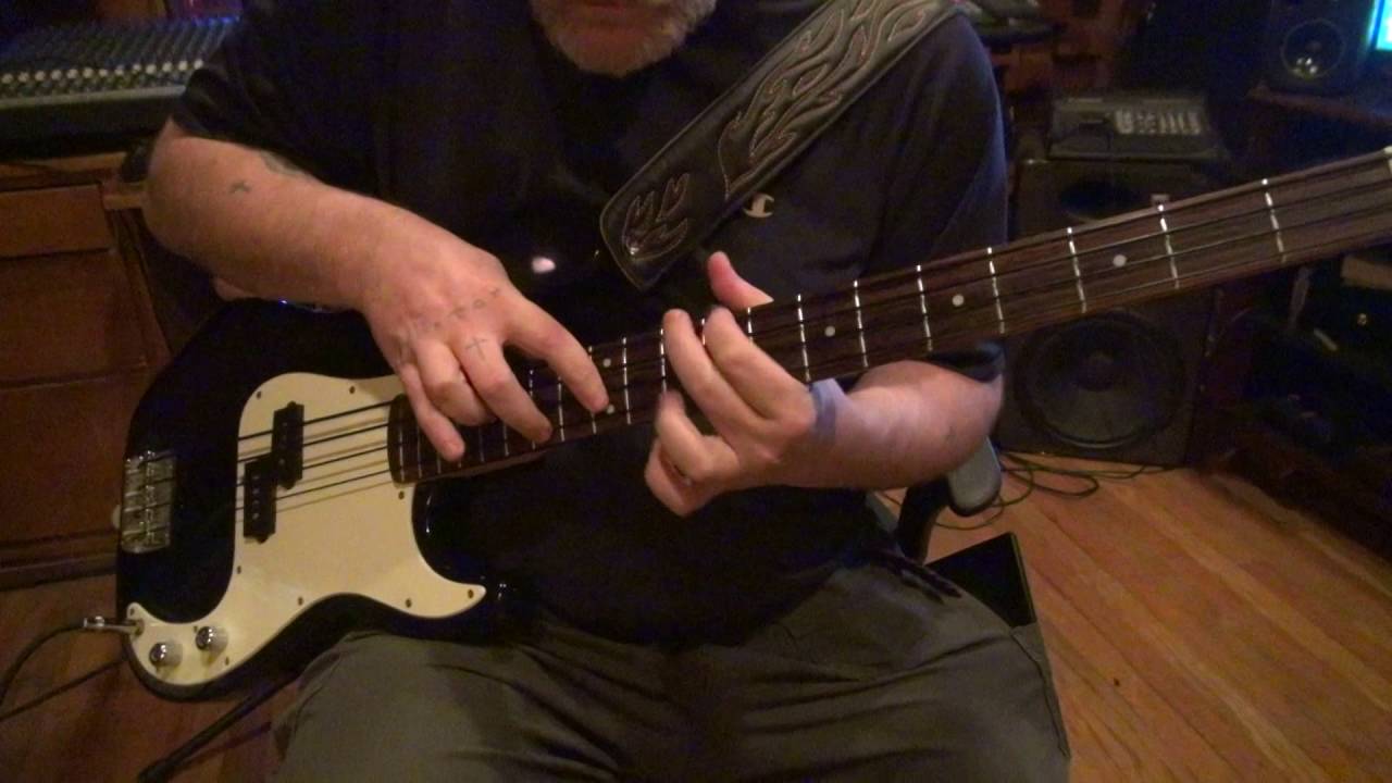 Black Nylon Tape Wound Bass Strings Test Drive