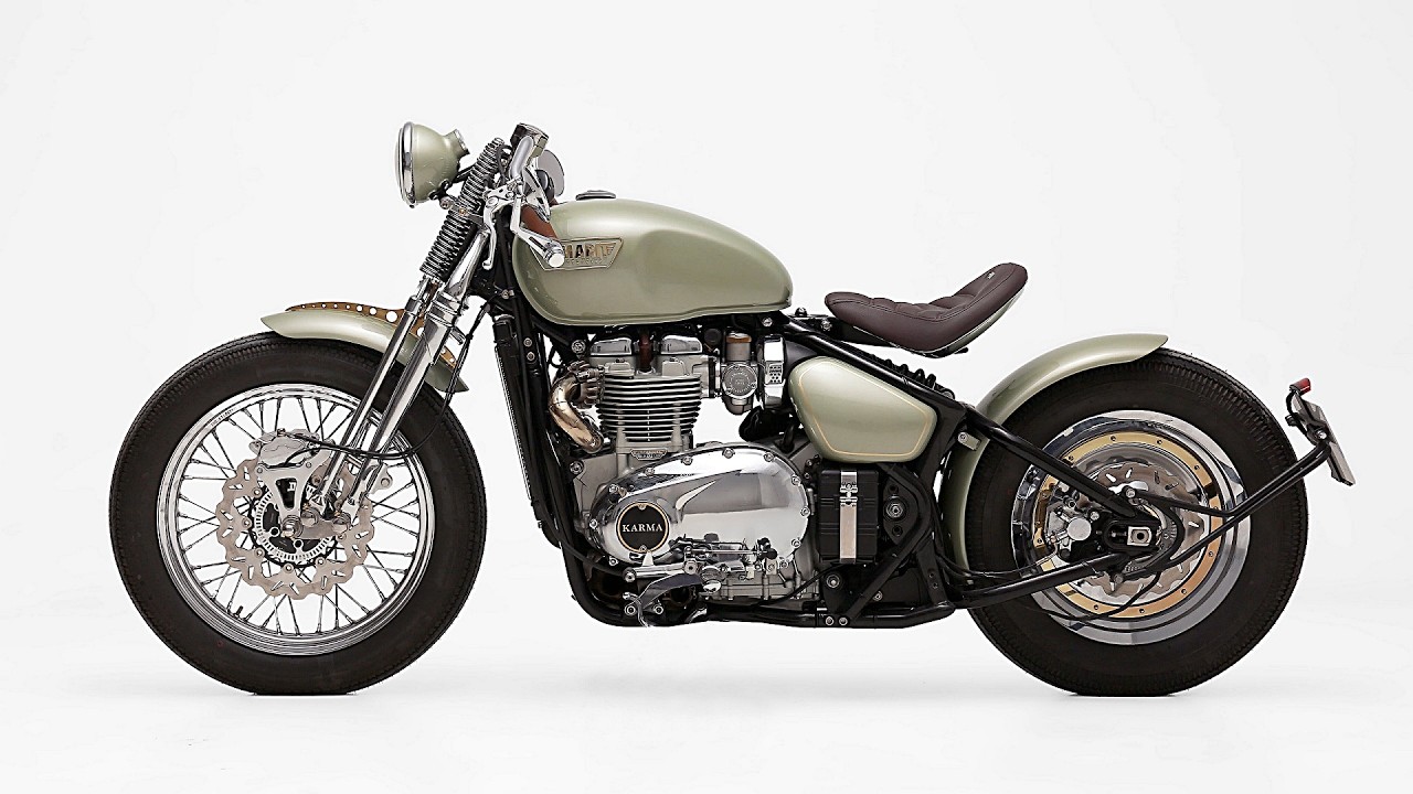 Золотой шедевр: станьте свидетелем вдохновленного барокко Triumph Bobber Karma